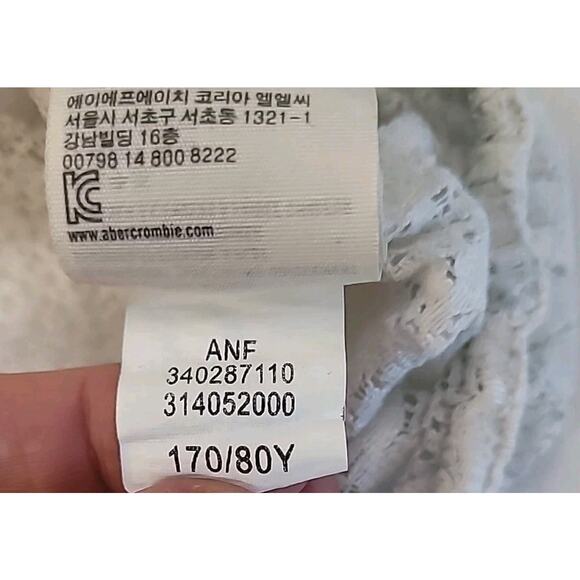 Y2K Crochet Ivory Top – XS • Cottagecore Fairy Coquette (30" bust, 17" length) - Picture 7 of 7